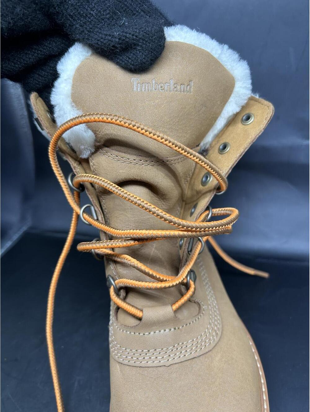 Timberland Courmayeur Valley 6" Waterproof Shearling Boot - Picture 6 of 9
